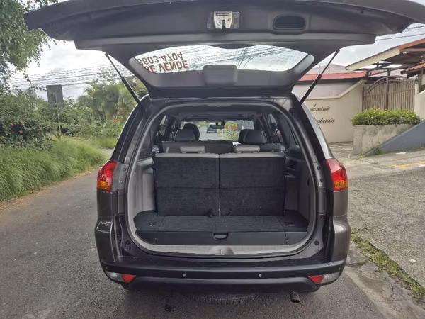 Mitsubishi montero-nativa
