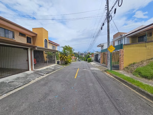 Bello lote en Altos del Horizonte entre Escazu y Rohrmoser
