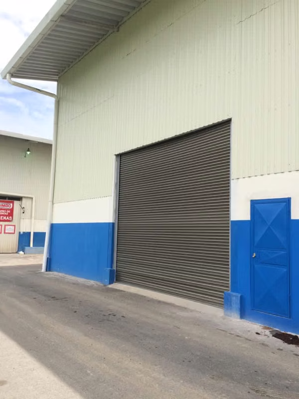 Bodega con ubicación estratégica en El Roble