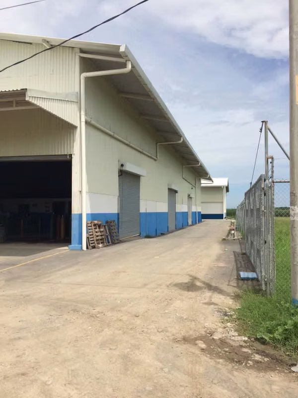 Bodega con ubicación estratégica en El Roble