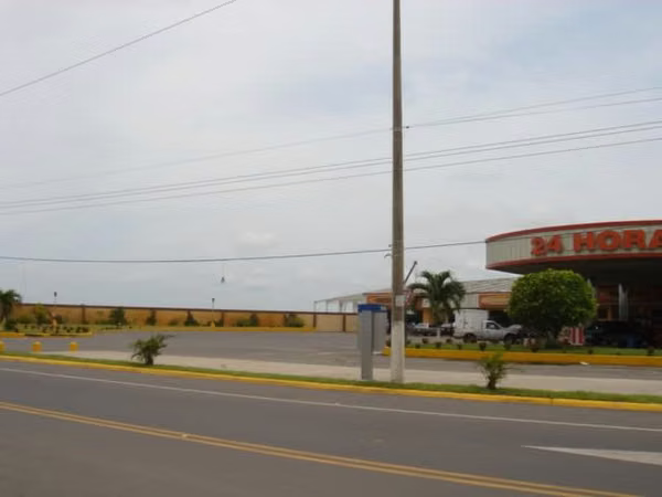 Bodega con ubicación estratégica en El Roble