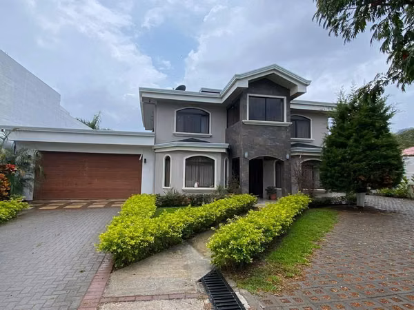 Venta de casa en Palmares Alajuela