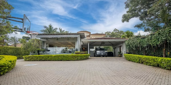 Casa 5 habs en Heredia - comunidad Ave del Paraíso - Casa Ave Home