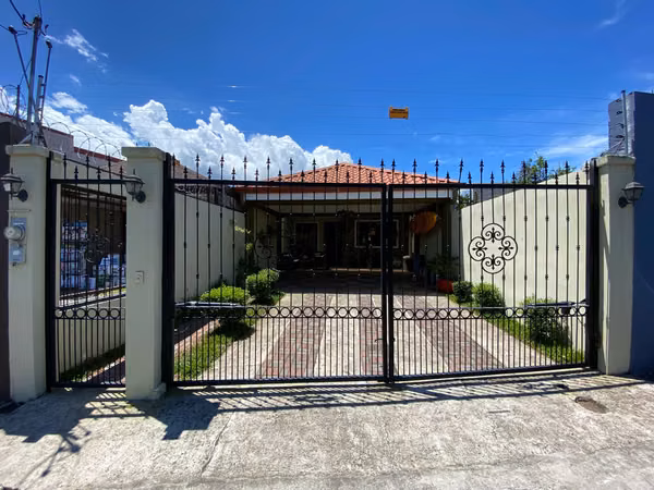 Casa 4 habitaciones 1 planta en Residencial con seguridad, Taras Cartago