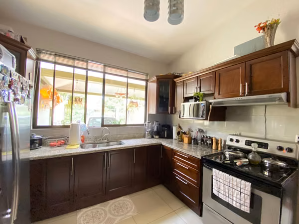 Casa 4 habitaciones 1 planta en Residencial con seguridad, Taras Cartago
