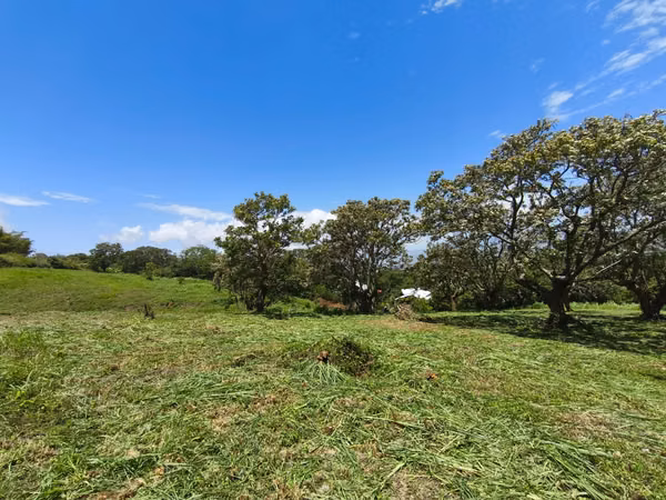 San Rafael de Heredia · Lote de 14,663 m² con vista · Para quintas, proyecto familiar o inversión