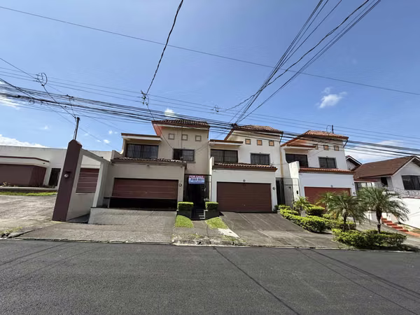 Spacious Home for Sale in Geroma, Rohrmoser – $360,000 USD