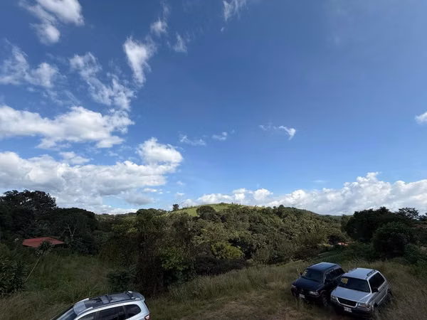 Finca frente radial a Grecia