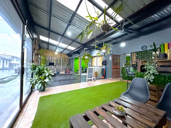 Local comercial en Venta Premium en el centro de Santo Domingo – 412 m² – ideal para clínicas, oficinas y negocios consolidados