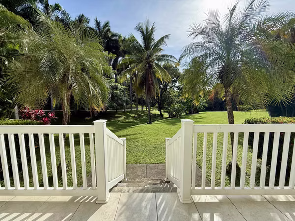 Marbella | Vista al Mar a unos cuantos pasos de la Playa | Condominio | Guanacaste | Excelente Precio