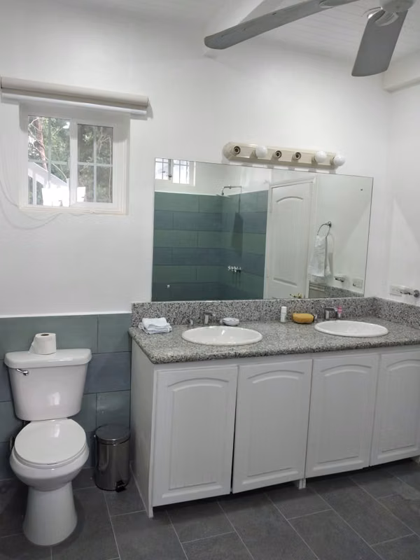 Marbella | Vista al Mar a unos cuantos pasos de la Playa | Condominio | Guanacaste | Excelente Precio