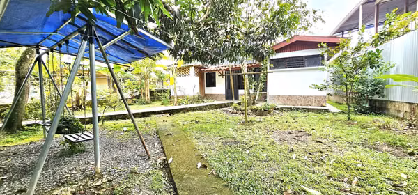Venta de Casa en Limon + LOCAL COMERCIAL