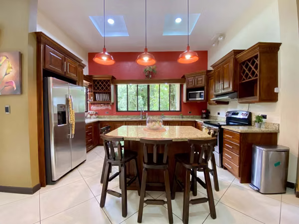 Casa en venta en El Tirol, San Rafael de Heredia