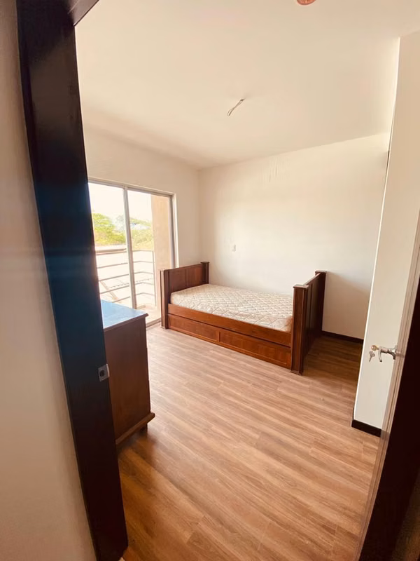 Se vende apartamento de 2 cuartos en La Guácima