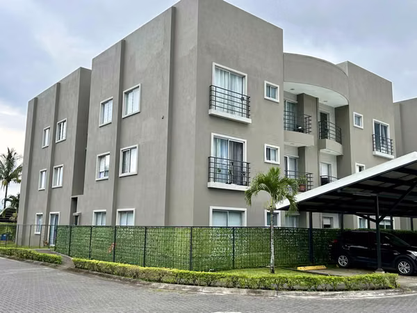 Se vende apartamento de 2 cuartos en La Guácima