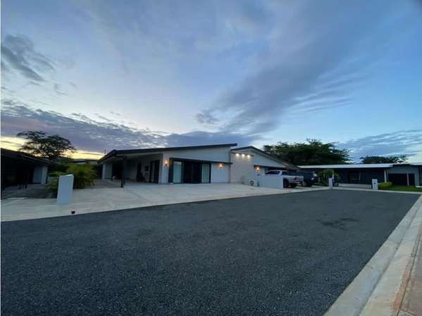 Residencias Santa Fe, Villareal, Tamarindo, Guanacaste, Costa Rica.