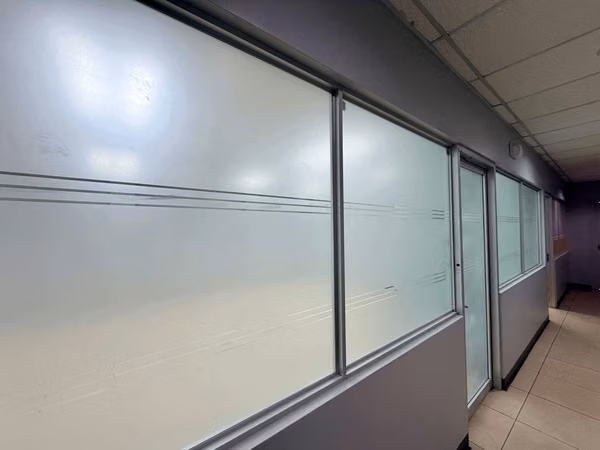 Alquiler Edificio en Guadalupe / Uso Comercial / Super ubicación