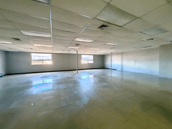 Alquiler Edificio en Guadalupe / Uso Comercial / Super ubicación