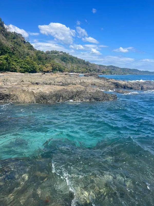Cerca de Playa Montezuma – 4,000 m² + Casa – $210,000