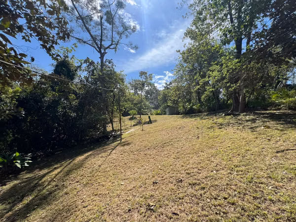Cerca de Playa Montezuma – 4,000 m² + Casa – $210,000