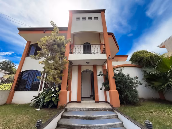 Casa en venta, Granadilla, Granadilla Norte, Curridabat.