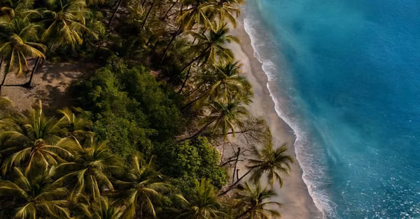 Terreno Concesionado Frente al Mar en Cabuya – Ideal para Hotel