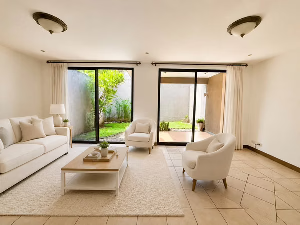MUDANZA INMEDIATA | Fuerte Ventura – Santa Ana · Casa Familiar con Terraza Privada
