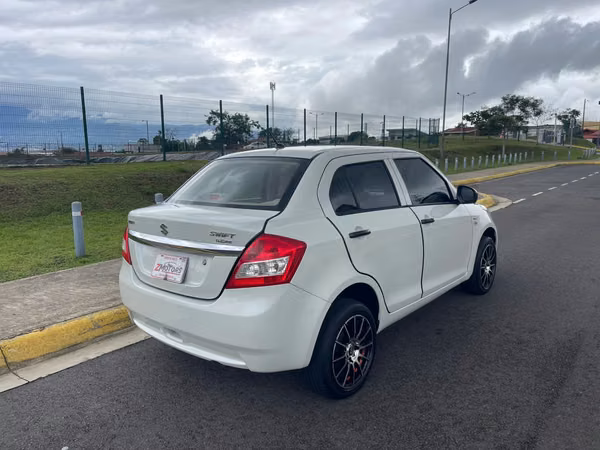 SUZUKI DZIRE GA 2015