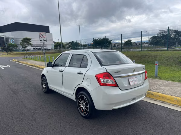 SUZUKI DZIRE GA 2015