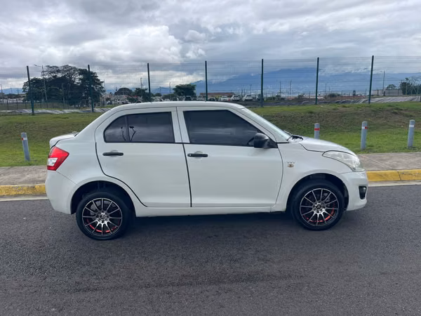 SUZUKI DZIRE GA 2015