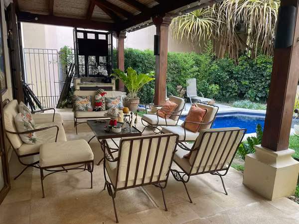 Venta de Casa en San Rafael de Escazú.