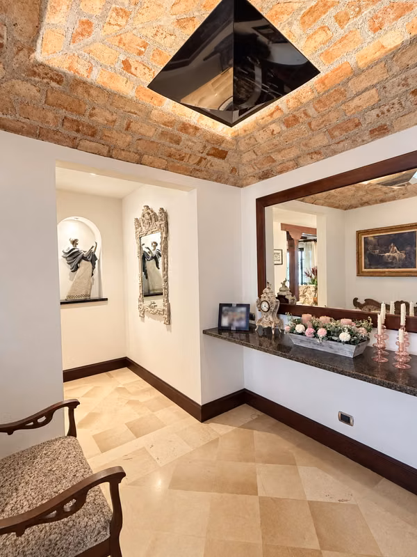 Venta de Casa en San Rafael de Escazú.