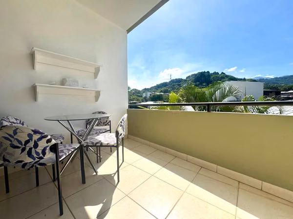 APARTAMENTO AMUEBLADO EN SANTA ANA