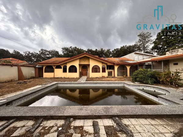 Venta de casa en Heredia Cariari | UN PISO | 1060 M2 | 2 frentes | F 638