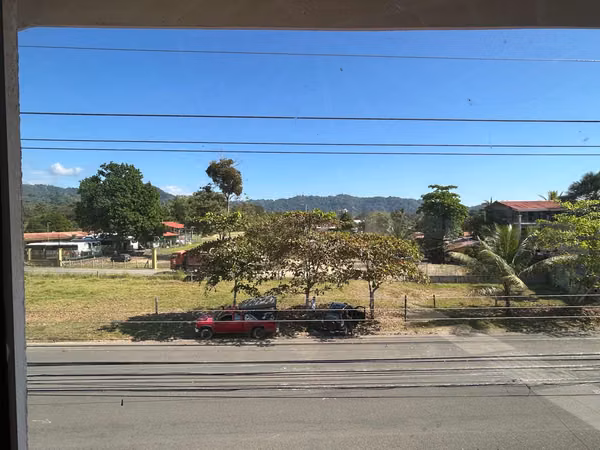 Venta de Local-Espacio Comercial en Playa Jacó