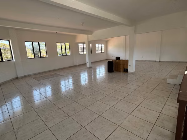 Venta de Local-Espacio Comercial en Playa Jacó