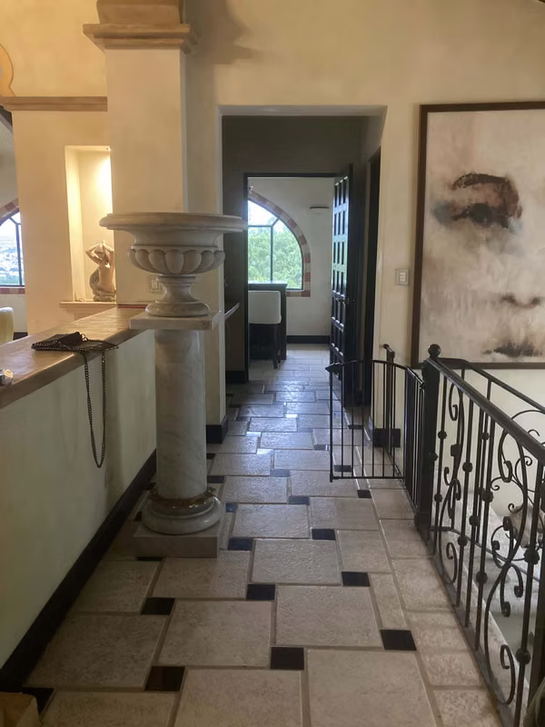 Espectacular y unica! Casa de estilo morisco, vistaTerrenoUbicacion y precio