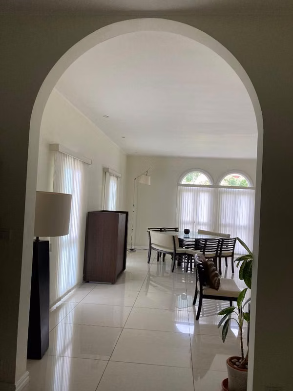 Espectacular y unica! Casa de estilo morisco, vistaTerrenoUbicacion y precio