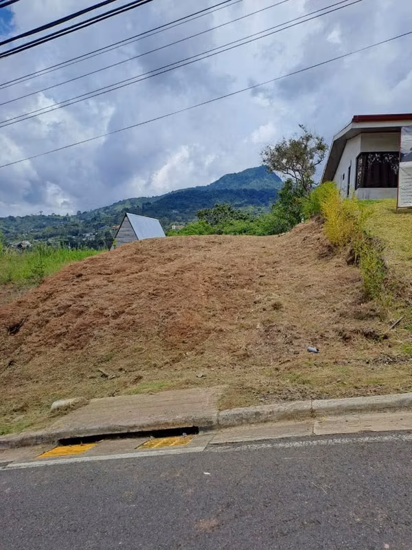 Venta lote en San Antonio de Escazu