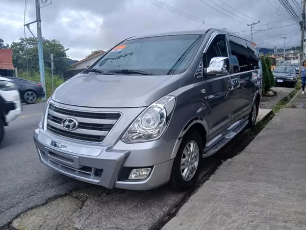 Hyundai Grand Starex