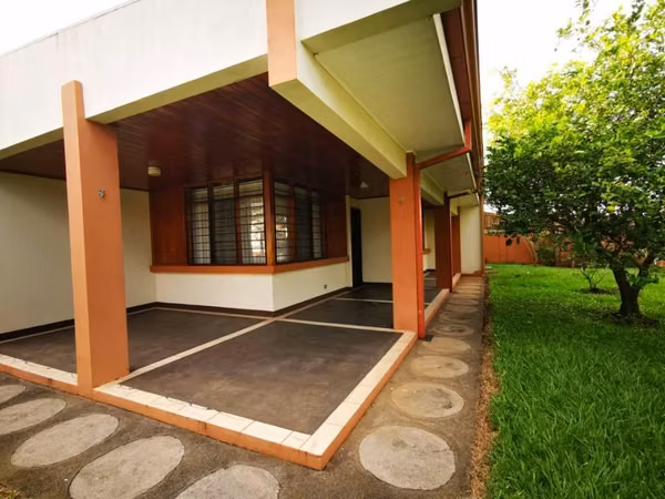 House for rent in San Joaquin.