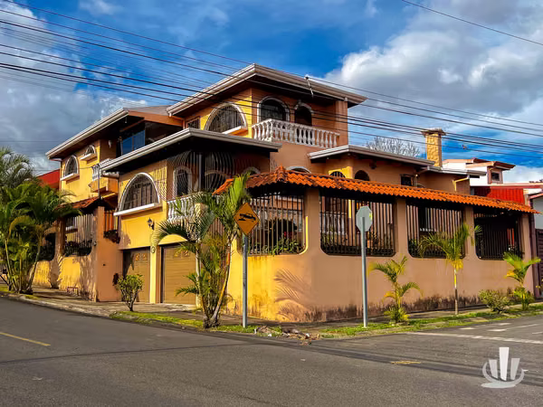 Residencia en Venta en Residencial Cifuentes