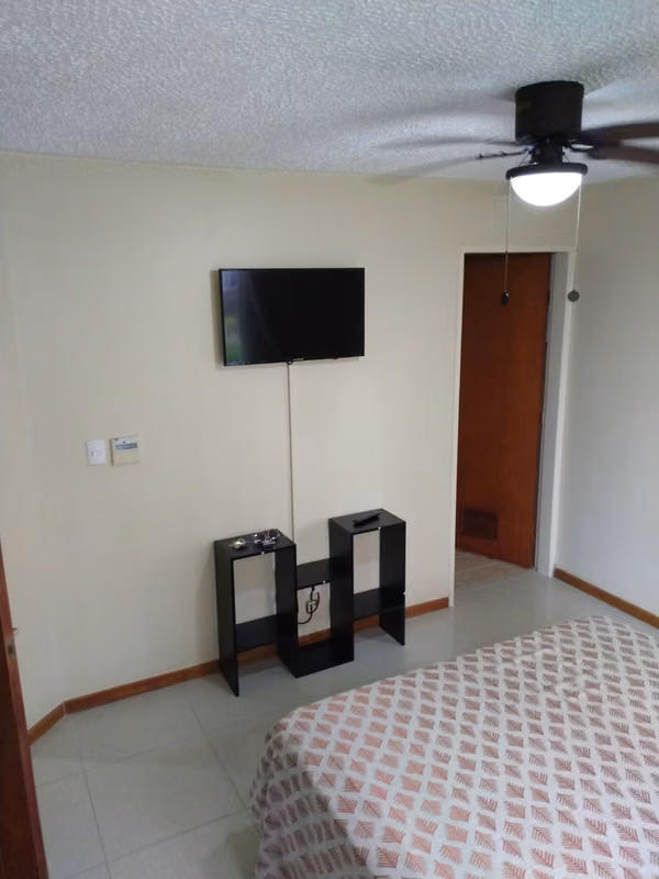 Venta Apartamento Amueblado Planta Baja a 150 m de la Playa, Jaco Puntarenas