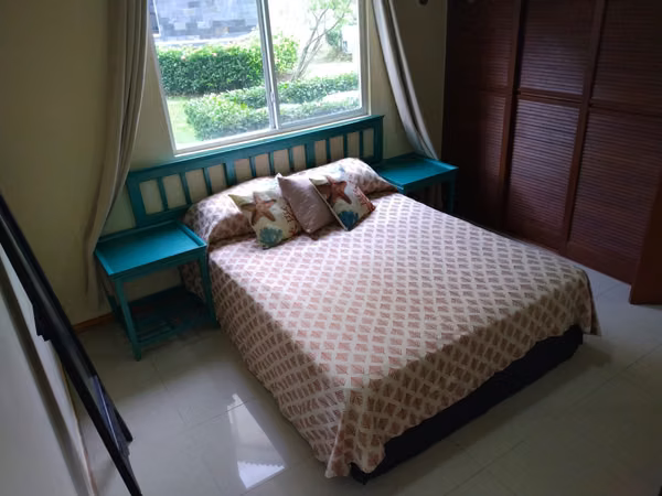 Venta Apartamento Amueblado Planta Baja a 150 m de la Playa, Jaco Puntarenas