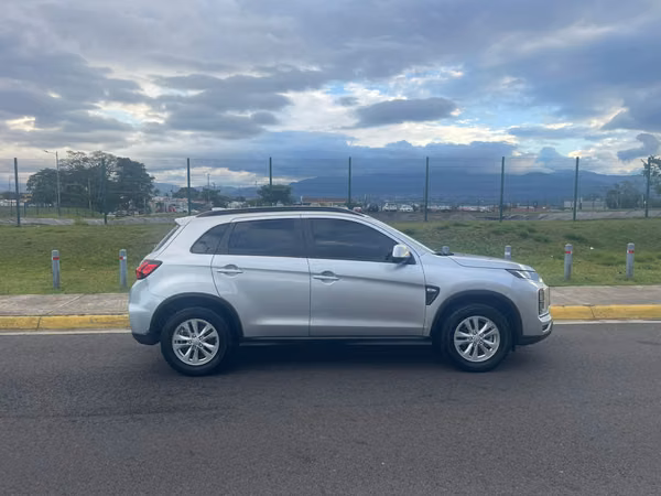 MITSUBISHI ASX AWD 2024