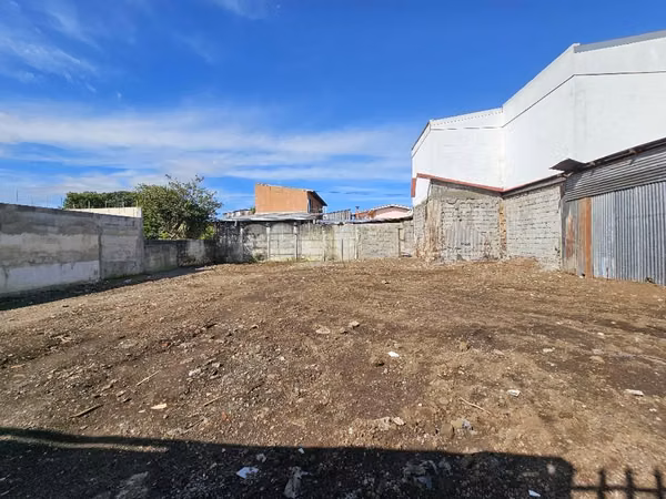 TERRENO EN VENTA CURRIDABAT | 313 M² | USO MIXTO