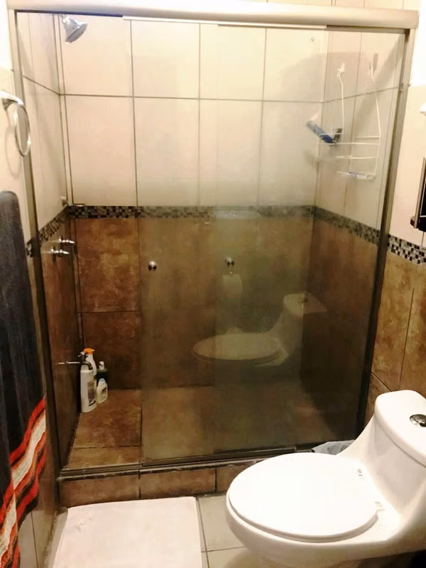 APARTAMENTO EN ROHRMOSER. EDIFICIO “LA RIVERA DE ROHRMOSER”. CENAT. COLEGIO BILINGÜE LA SABANA.