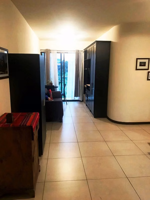 APARTAMENTO EN ROHRMOSER. EDIFICIO “LA RIVERA DE ROHRMOSER”. CENAT. COLEGIO BILINGÜE LA SABANA.