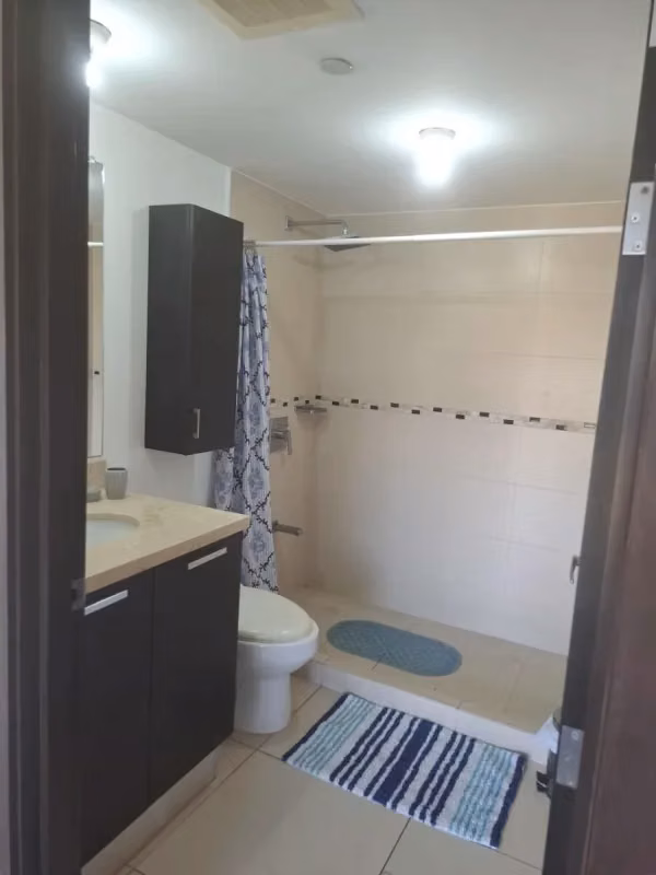 Apartamento tipo estudio en condominio Paradisus, Rohrmoser/ amueblado / 1 parqueo