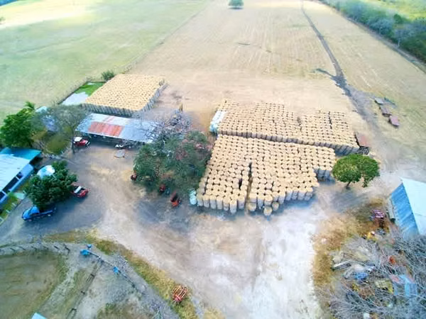 FABULOSA HACIENDA 100 Ha por LIBERIA Sobre CARR. INTERAMERICANA